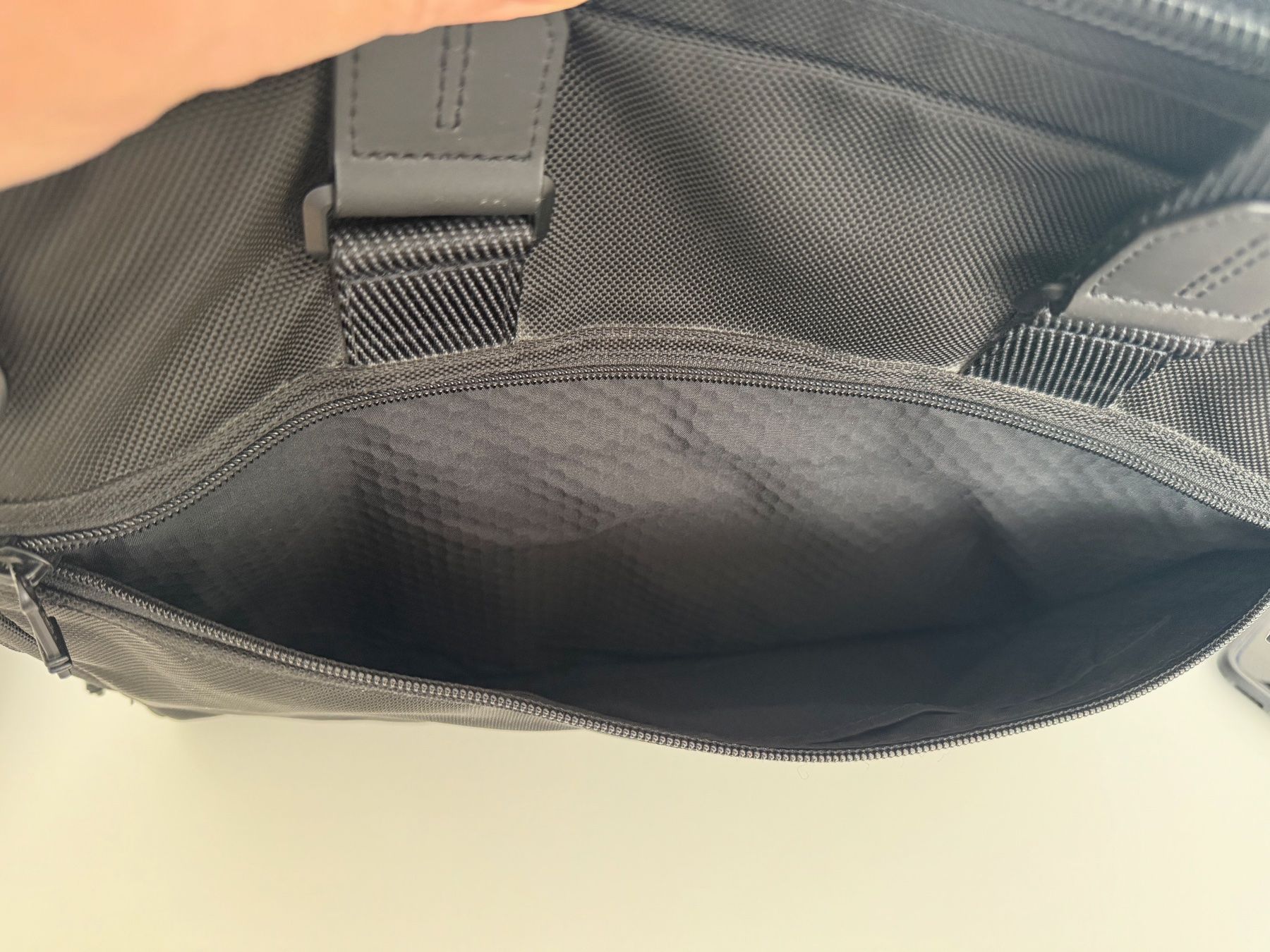 Koffer & Taschen: TUMI Laptop- / Aktentasche – Gebraucht aus Wallisellen von Tgruenen 4