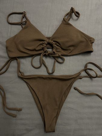 Damen Bikini gerippt braun mit Ring Detail neuwertig