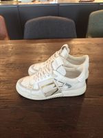 Valentino Garavani Sneakers Grösse 38.5 weiss getragen
