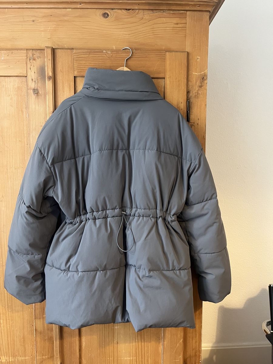 Samsøe Samsøe Giacche: Graue Winterjacke von Samsoe Samsoe, Grösse M, Top Zustand – Usato da Zürich venduto da Clara_Ma1 1