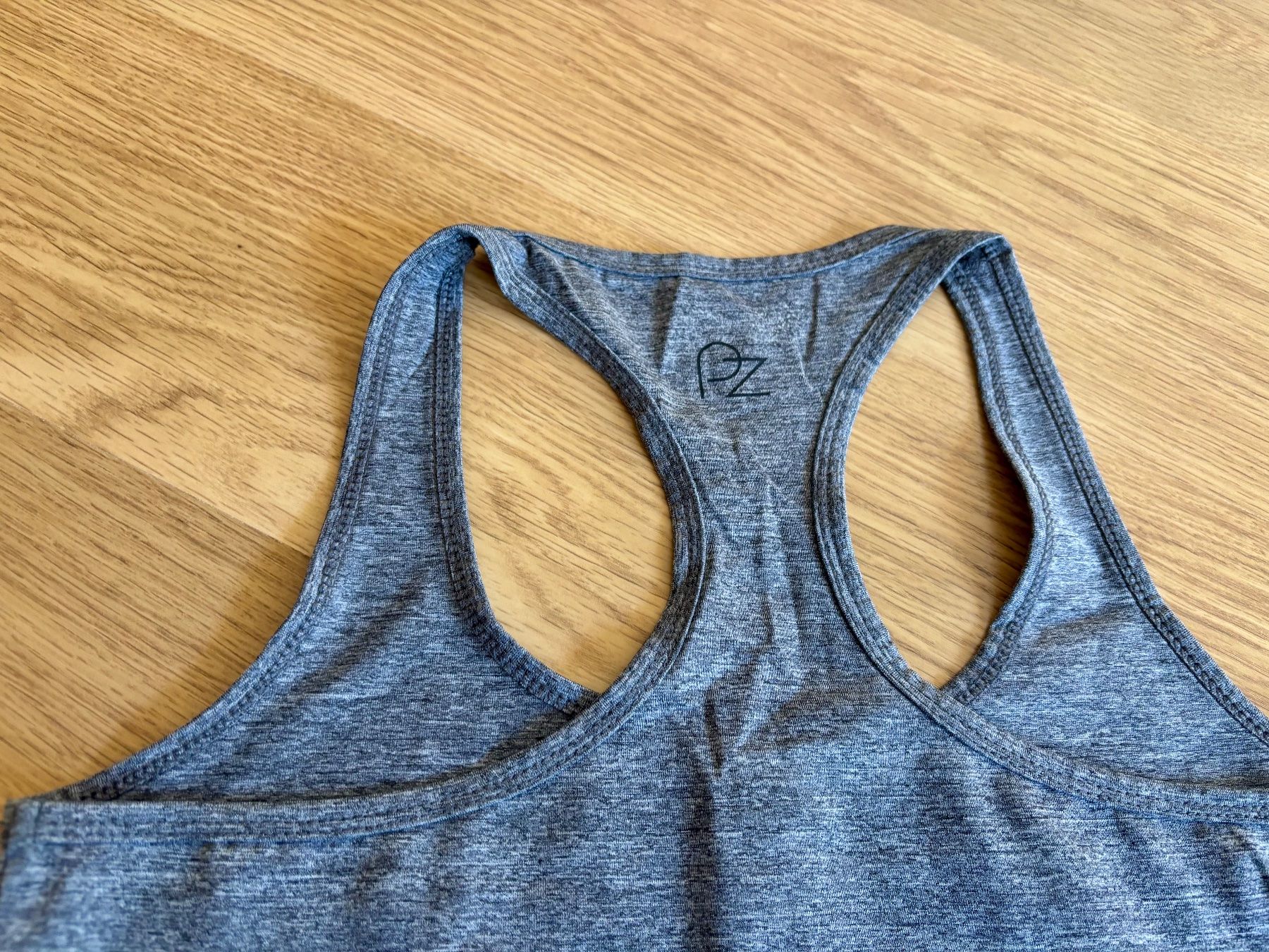 Top: Powerzone Sport Zone – Usato da Baden venduto da Tiffany6878 4