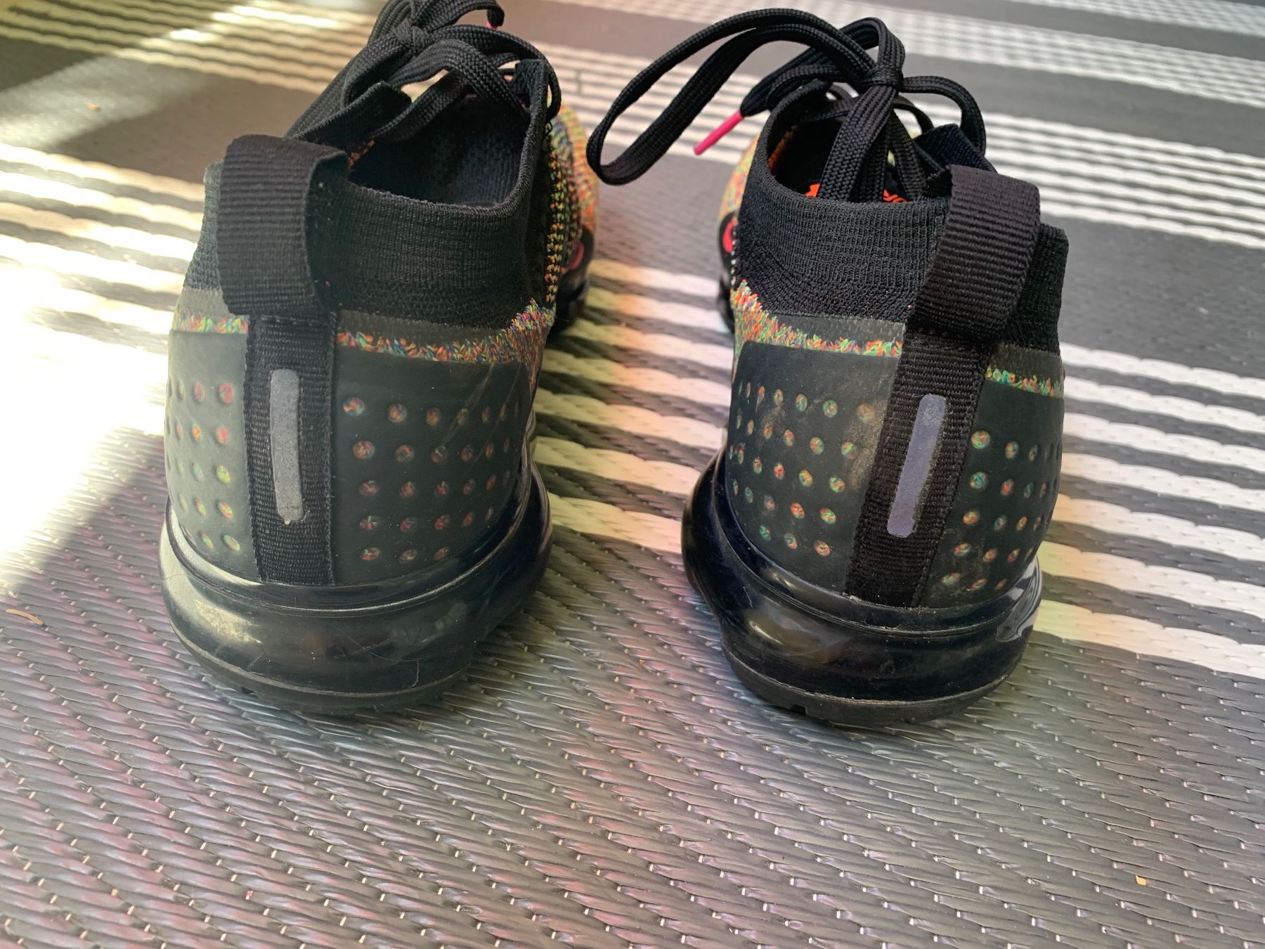 Nike Scarpe da uomo: Nike Air VaporMax 2 Black Multi-Color – Usato da Eglisau venduto da kil_p7bh 4
