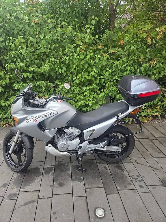 Enduro: Varadero 125 XL – Gebraucht aus Seltisberg von til_j7yq 3