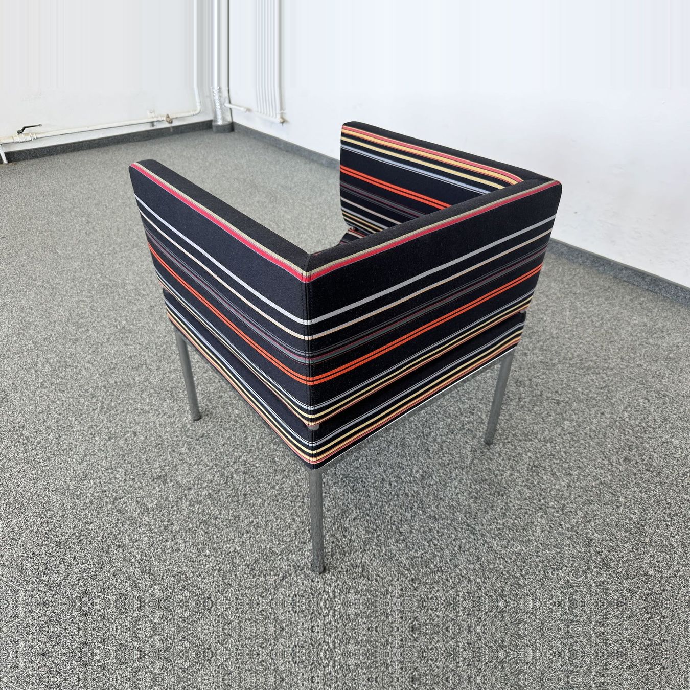 Classicon Poltrone: Accademia Classico Lounge-Sessel – Usato da Schönenwerd venduto da mcofficeshop 1