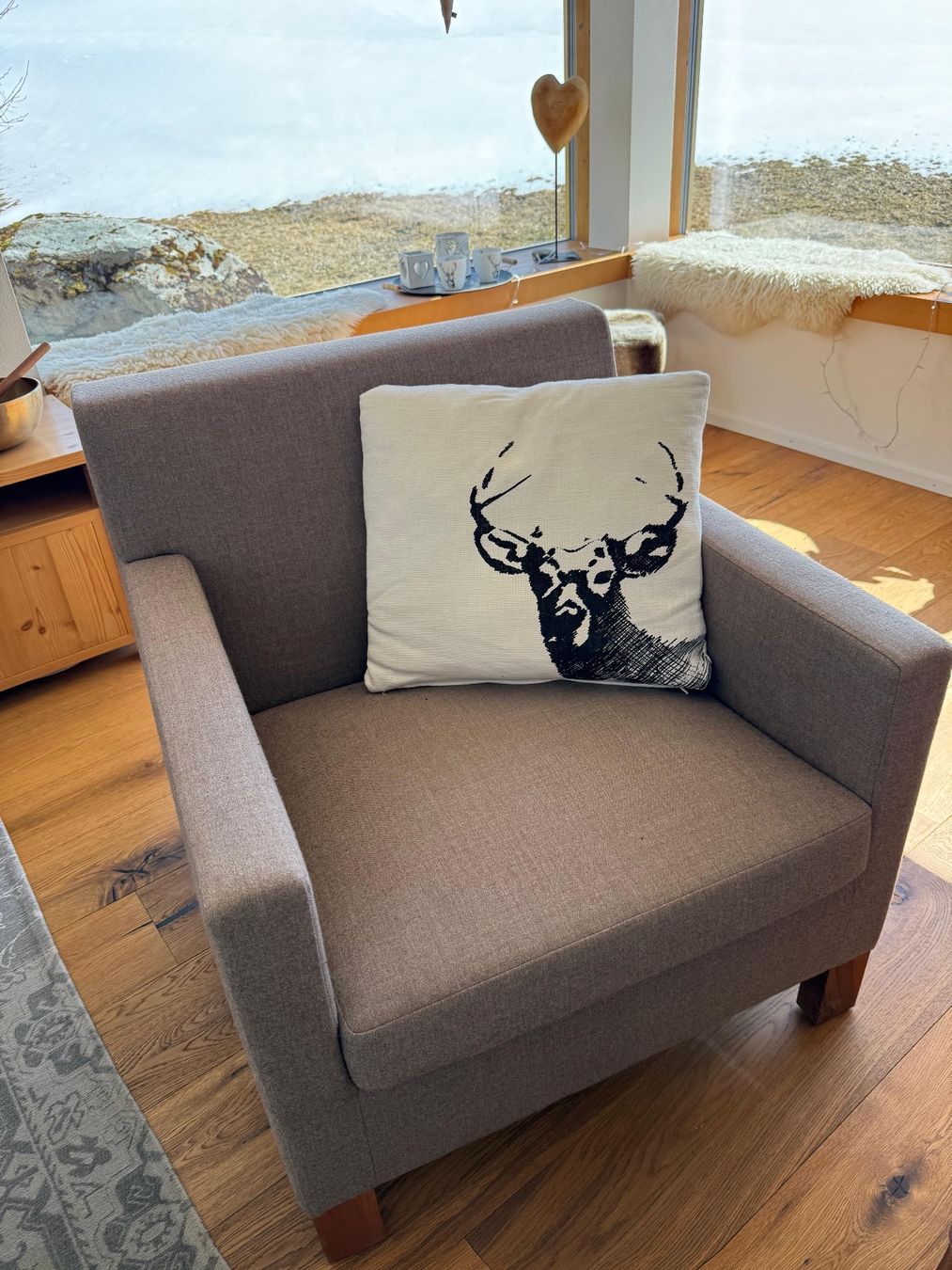 Divani: Gemütliches 3er Sofa inklusive 2 Sessel – Usato da Richterswil venduto da Tecnovel 4