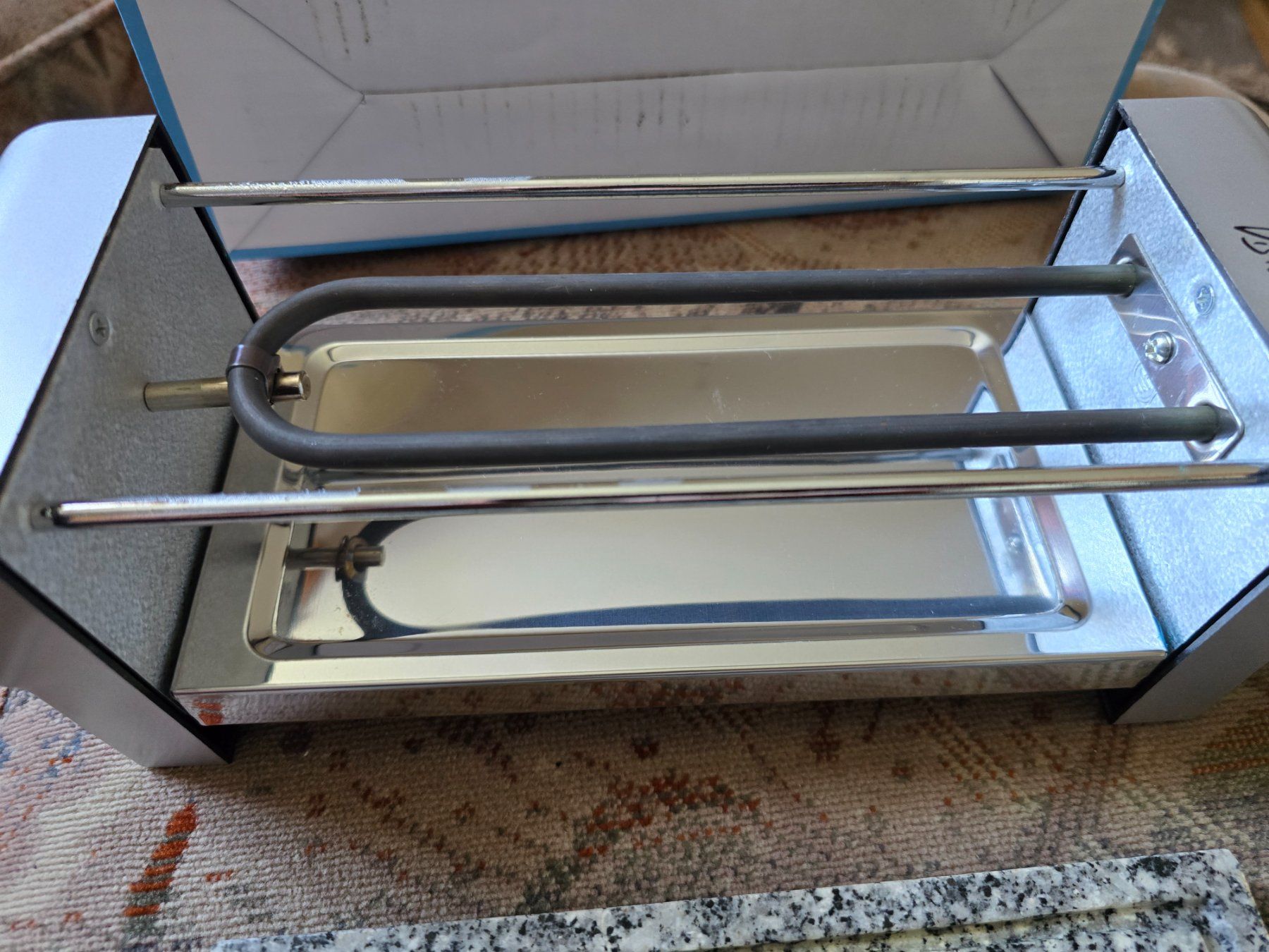 Griglie: Raclette-Grill mit Steinplatte, inkl. 2 Pfännchen, – Usato da Rorschacherberg venduto da Scharfeegge 1