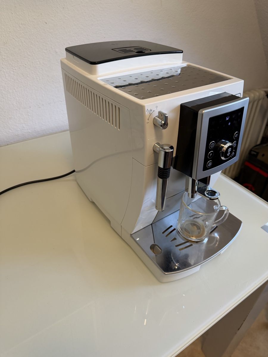 De'Longhi Kaffeemaschinen & Espressomaschinen: De’Longhi Intensa – Gebraucht aus Landquart von Nnf007 1