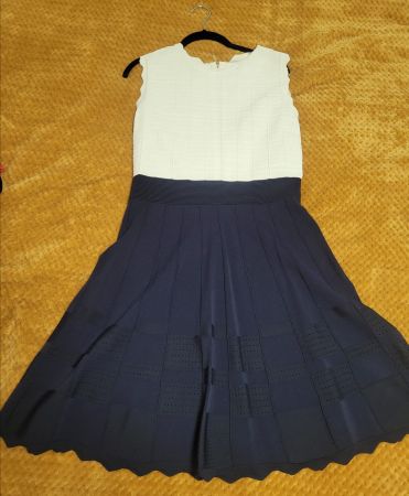 Ted Baker Kleid, Grösse 4, Dunkelblau/Weiss, Strickkleid