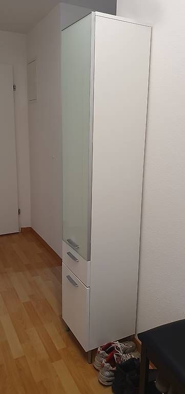 Armadi: Mobile Pfister per il bagno. Bademobel.  – Usato da Zürich venduto da Freguggia 1