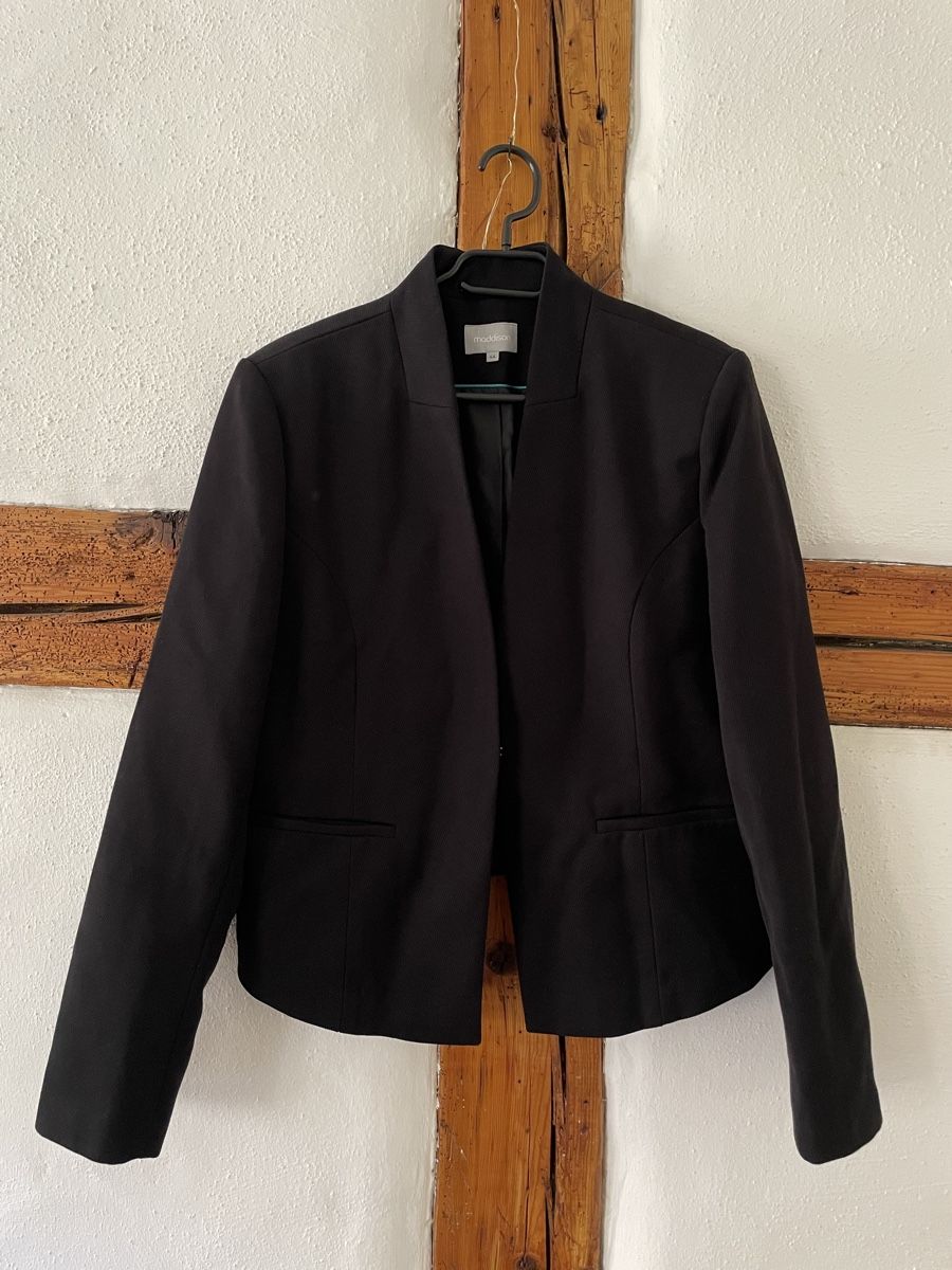 Maddison Giacche: Eleganter schwarzer Blazer – Usato da Schaffhausen venduto da Ameridienne
