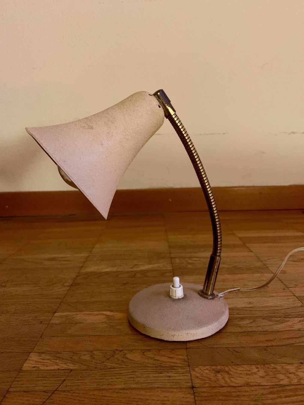 Lampade: Mid-Century Tisch- oder Wandlampe aus Frankreich – Usato da Zürich venduto da Les_Zurichois 2
