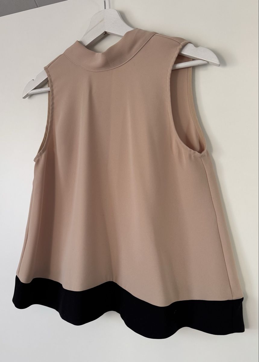 Zara Camicette: ZARA BASIC Bluse Gr. S - Top ärmellos - Beige / Schwarz  – Nuovo (secondo la descrizione) da Flumenthal venduto da SecondLove_CH 1