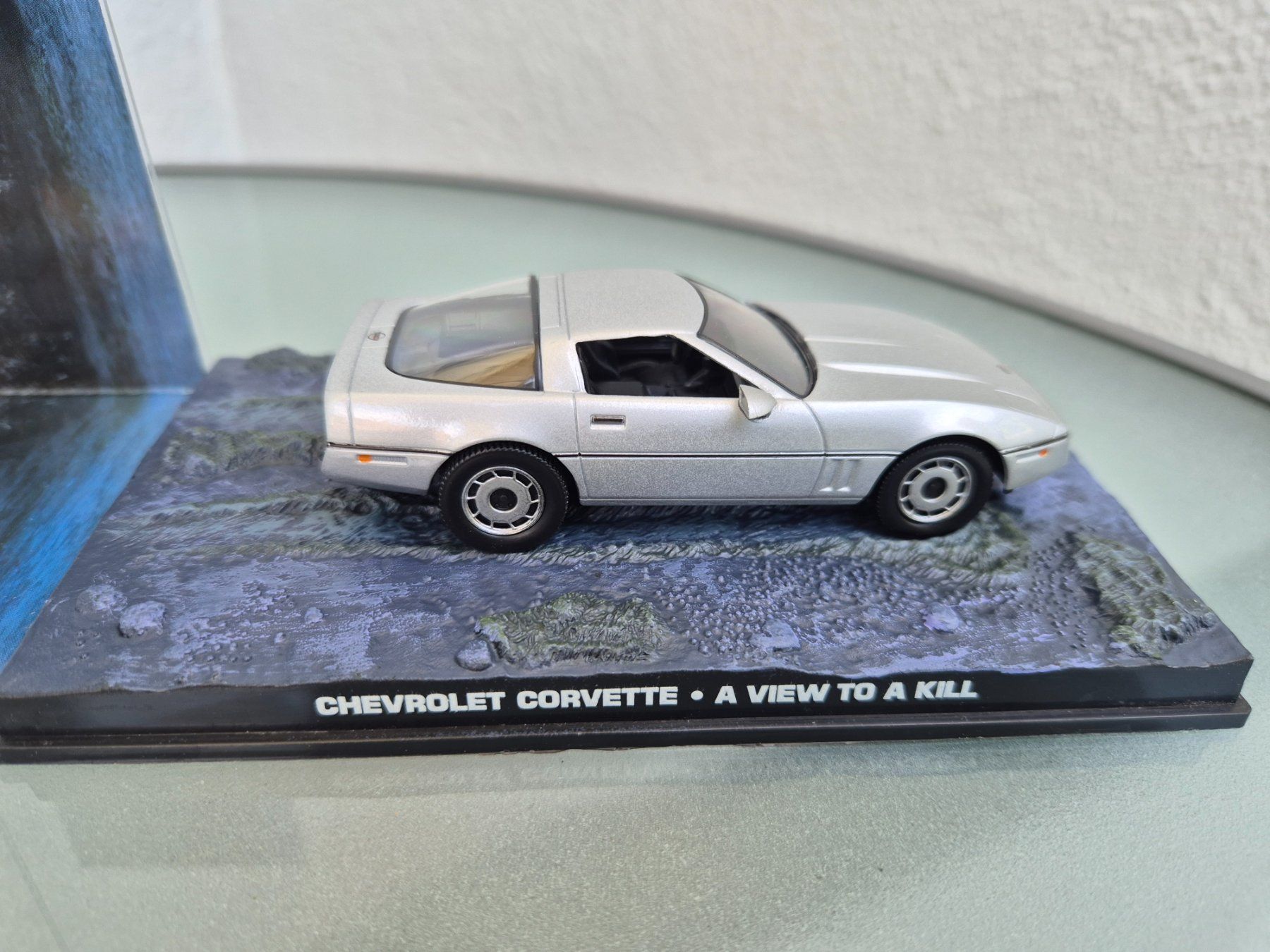 Chevrolet Modellini d'auto: Chevrolet Corvette James Bond 1:43 – Nuovo (secondo la descrizione) da Oberbuchsiten venduto da laffite54 3