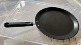 Poêle à crêpes Kelomat, idéal pour des crêpes parfaites!