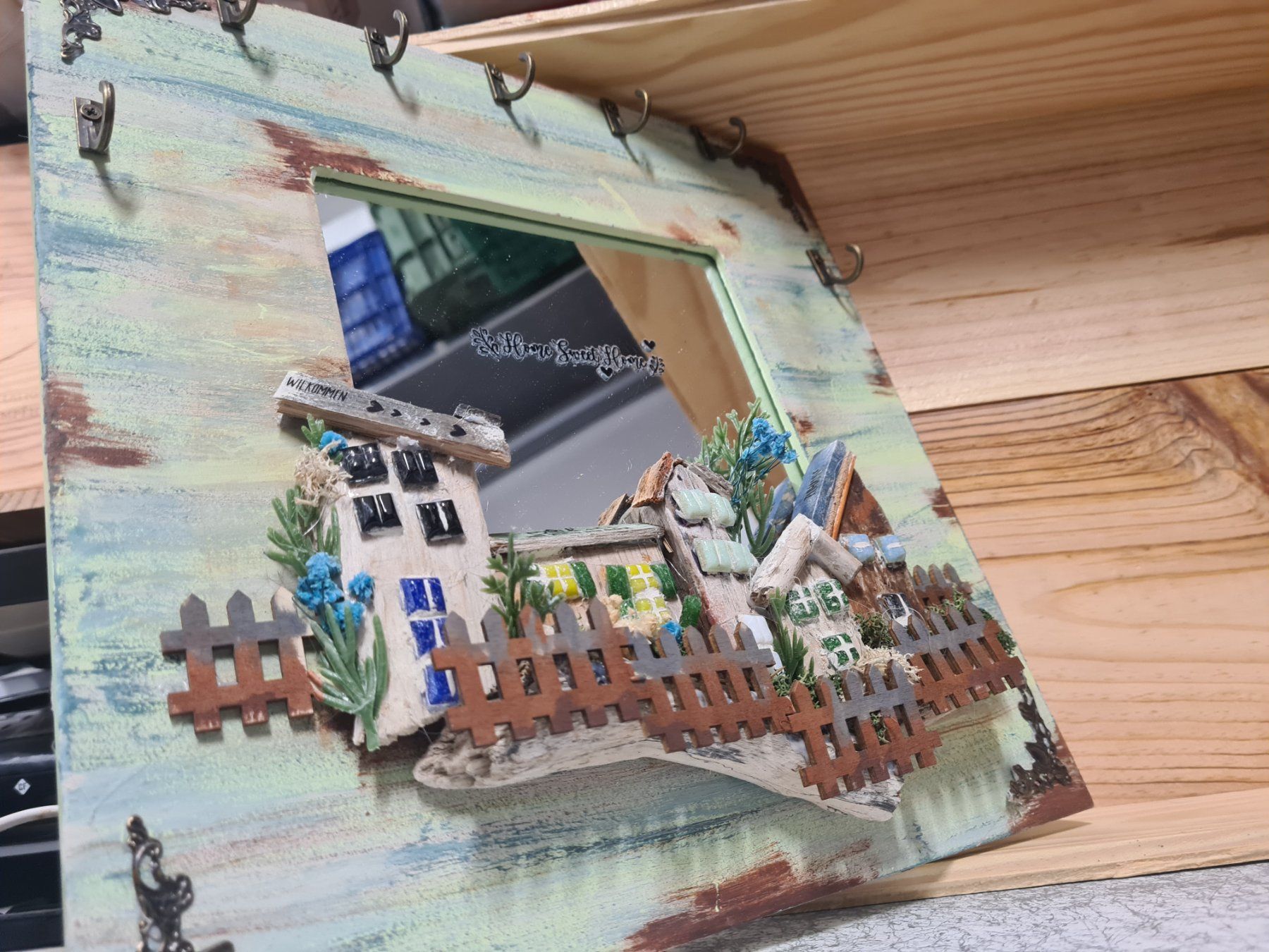 Guardaroba: Hand gefertigtes Schlüsselbrett, 30x30cm – Nuovo e nell'imballaggio originale da Amriswil venduto da kleindeko 3