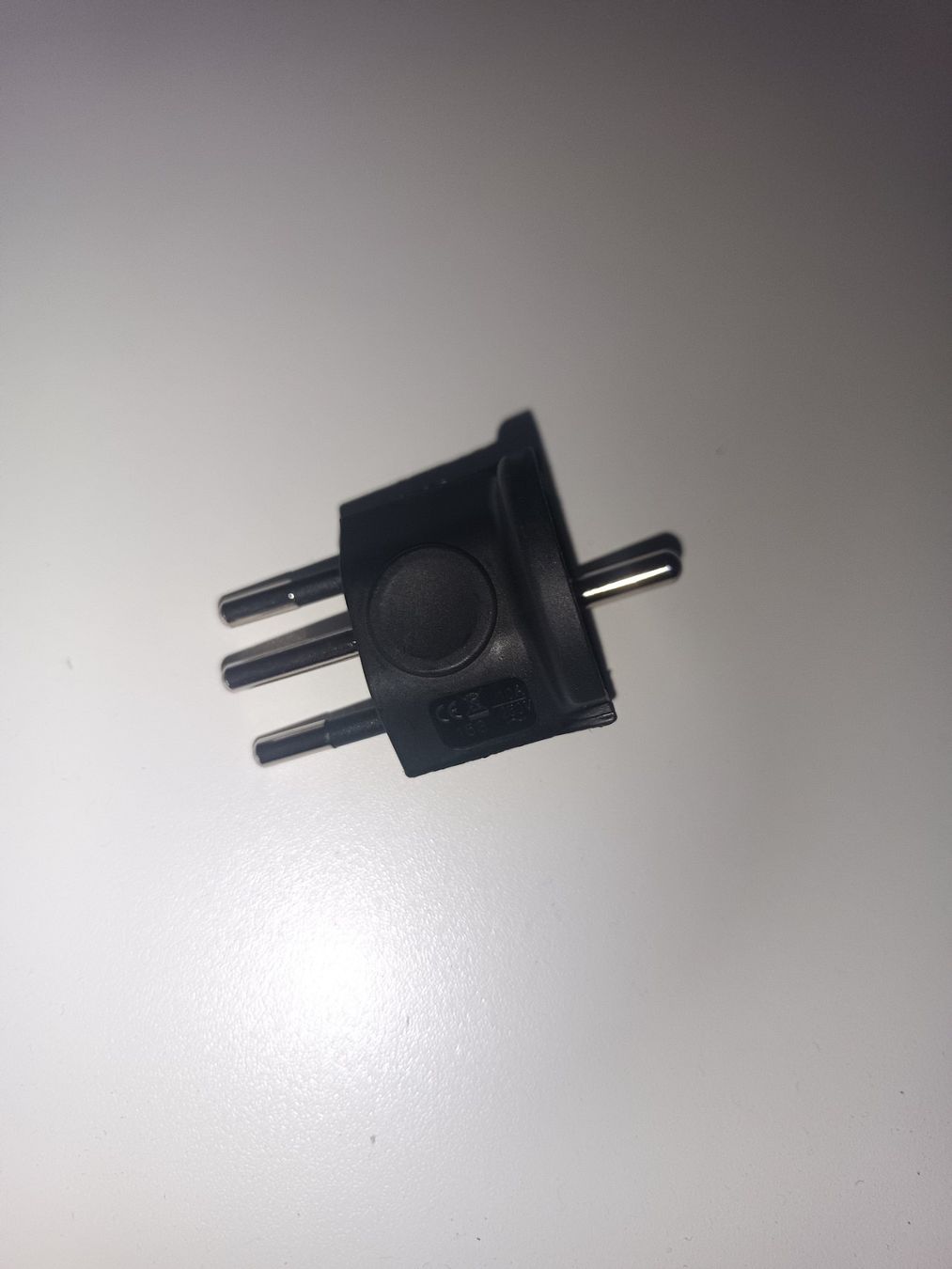 Unità & Adattatore: Fix -Adapter DE auf CH 230V 3-polig Schwarz – Nuovo e nell'imballaggio originale da Reiden venduto da Shop-Sale