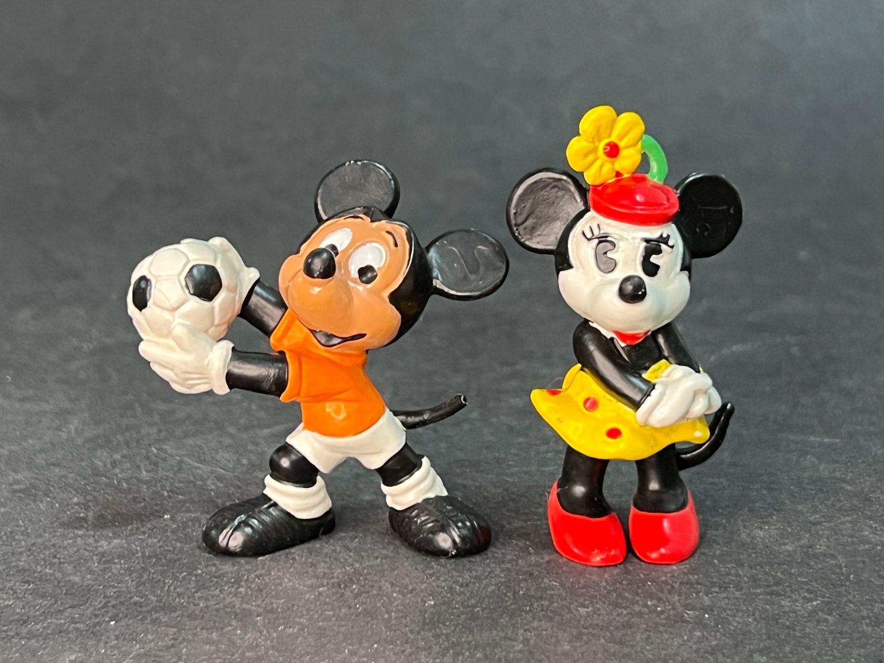 Disney Figuren: Mickey Mouse Walt Disney Figur Bully Vintage – Gebraucht aus Ennetbaden von mapa05 2