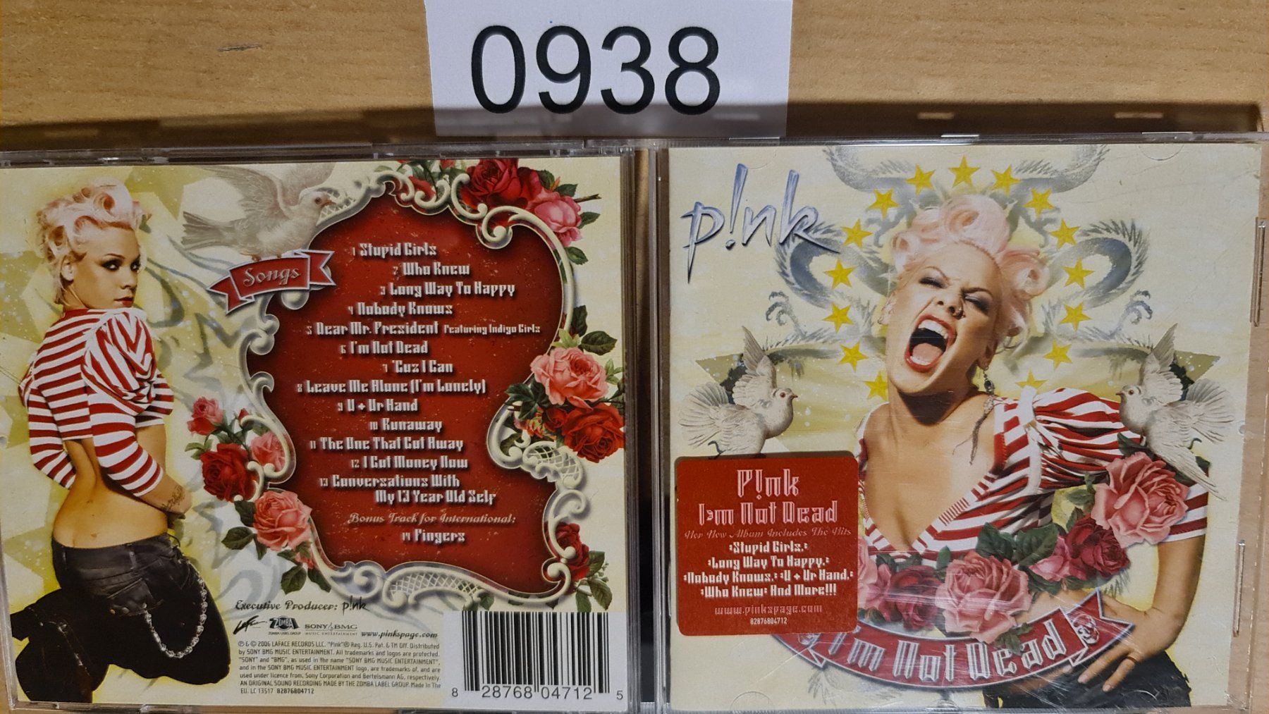 CDs: P!nk - I'm Not Dead - CD Album – Gebraucht aus Dintikon von Vexi