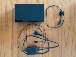 LaCie 1TB USB Flash Speicher, Design Neil Poulton, komplett