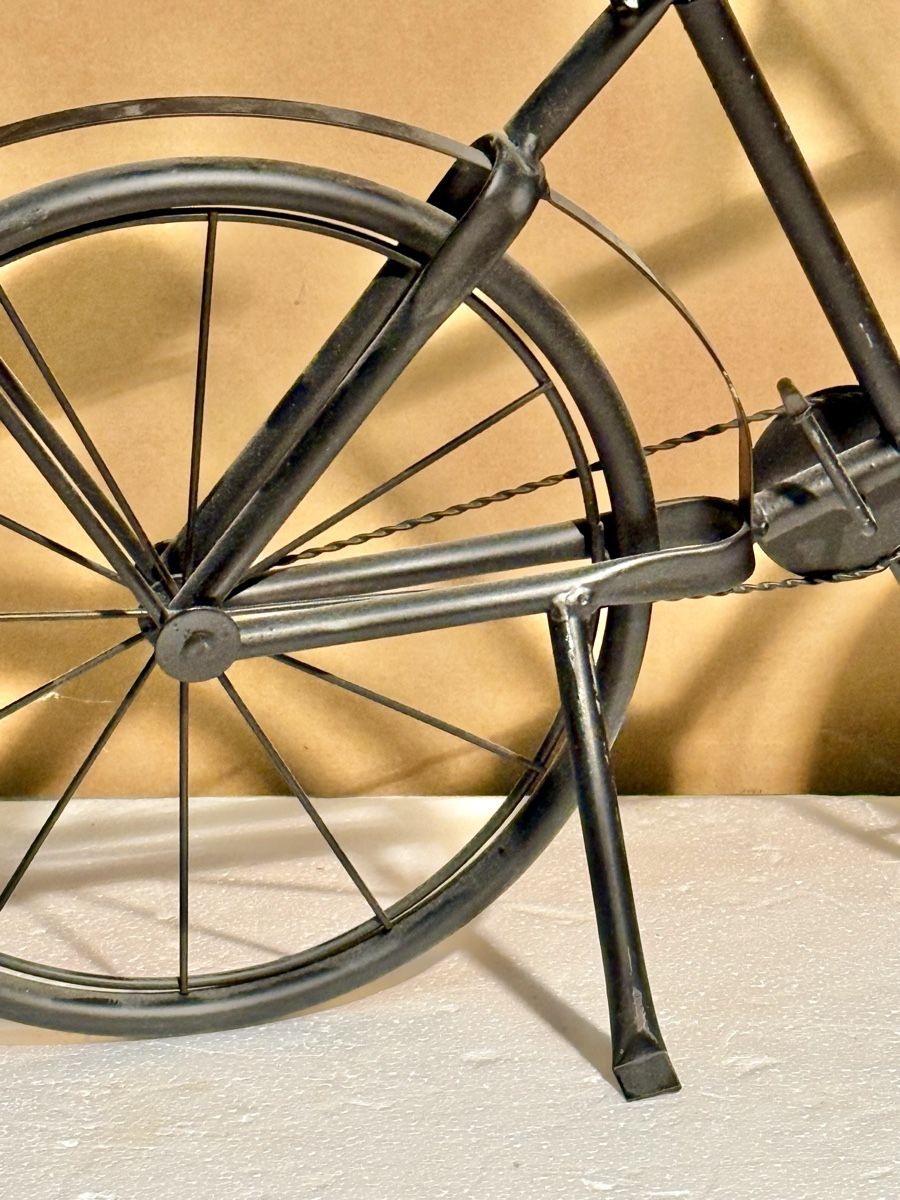 Orologi: Vintage Bicycle Clock - Unique Home Decor - Metal Frame – Usato da Lausanne venduto da artnouveau04 4
