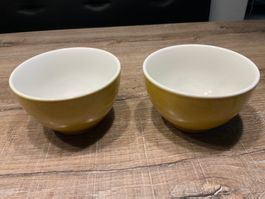 2 Müesli Schalen Keramik senfgelb