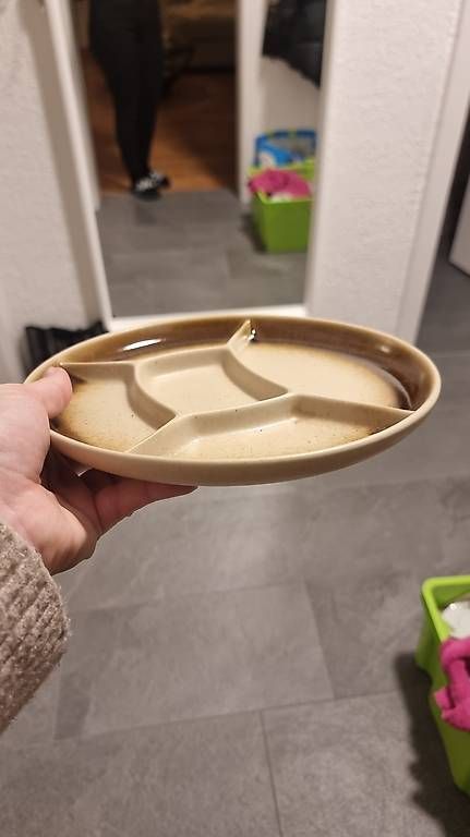 Teller: Fondue teller – Gebraucht aus Effretikon von SuuitAnsch 2