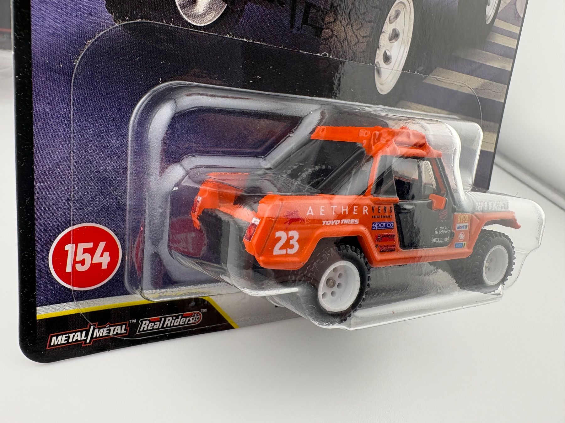 Hot Wheels Modellautos: Hot Wheels 1967 Jeepster Commando Premium Boulevard - 154 – Neu und originalverpackt aus Flawil von HeisseReifen 3