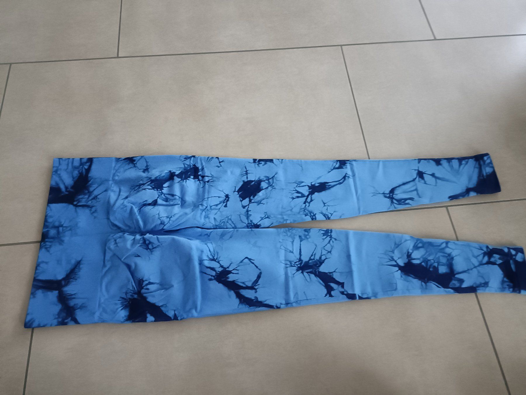 Leggings: Batik Leggings - Grösse S – Nuovo e nell'imballaggio originale da Rickenbach b. Wil venduto da Beautiful.Things 3