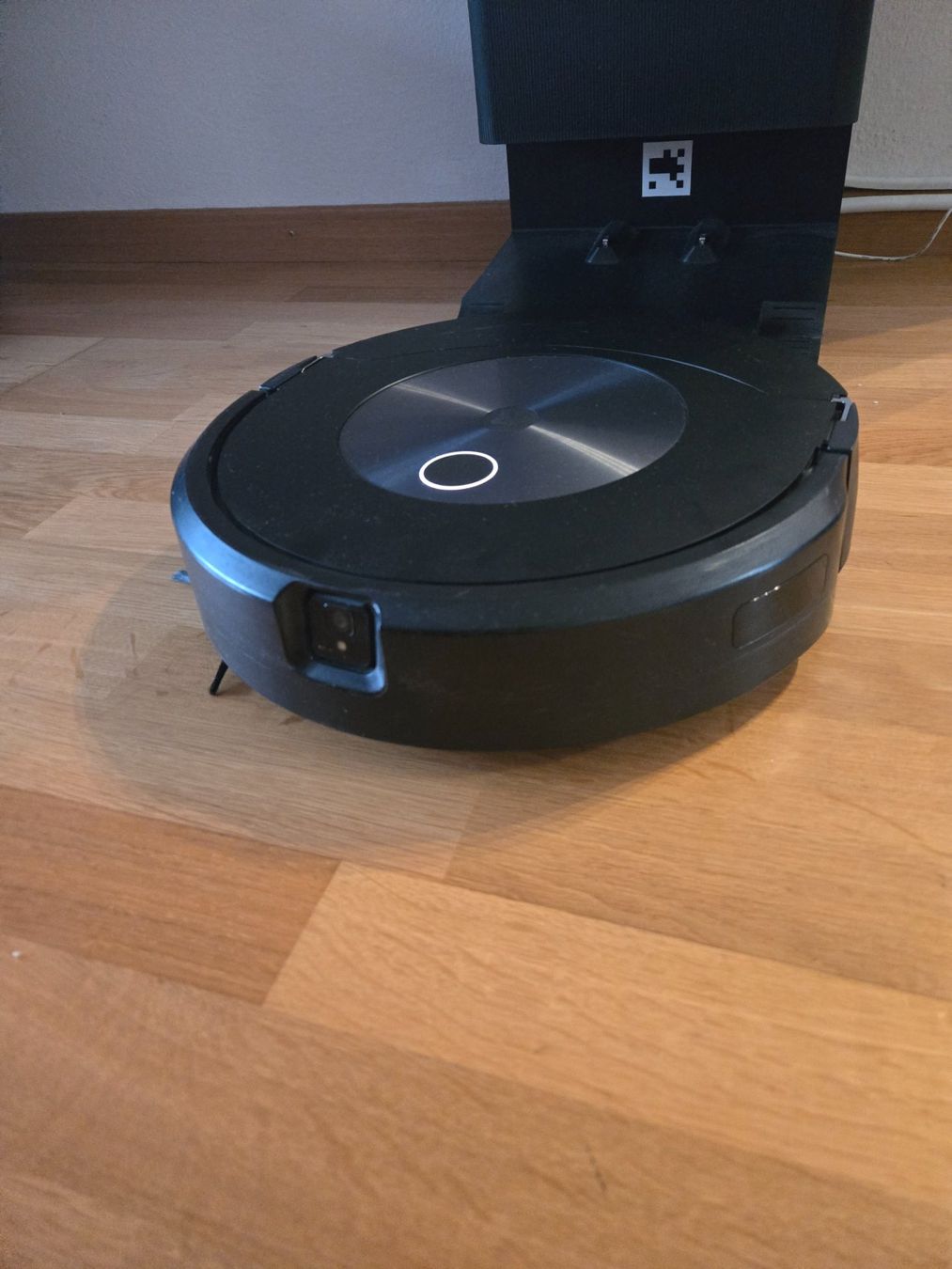 Irobot Aspirapolveri & Accessori: iRobot Roomba Combo j7+  mit zubehör – Usato da Greifensee venduto da seat88 8