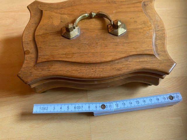 Barattoli: Coffret en bois – Usato da Vauderens venduto da lau260962 1