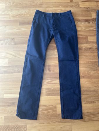 Chino Hose Marineblau, Marke WE, Grösse 28/32