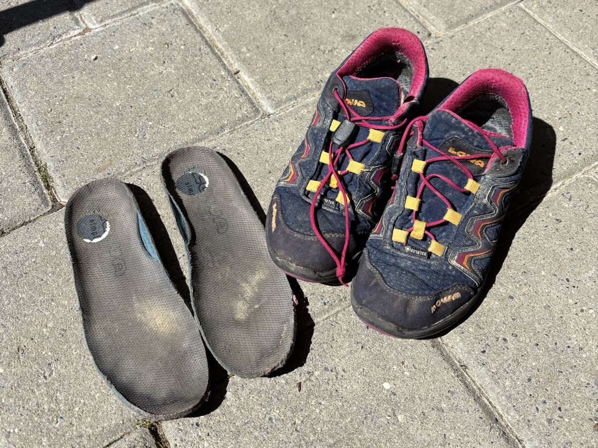 Lowa Chaussures filles: Lowa Wanderschuhe Gr. 33 – D'occasion à Thun par vamebi 3