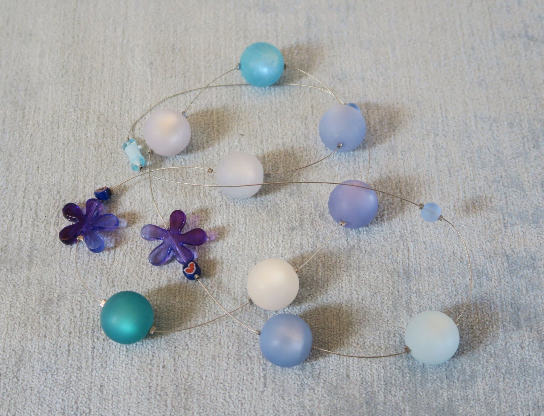 Catenine: Kette mit Polarisperlen – Usato da Brittnau venduto da marlenestone 2