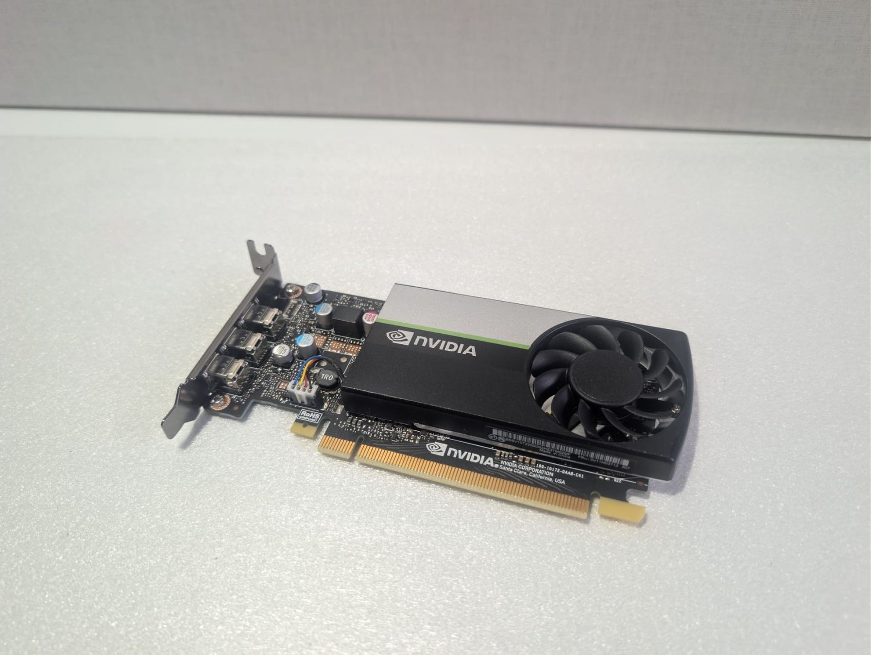 Nvidia Cartes graphiques: NVIDIA T400 4GB – D'occasion à Hendschiken par Sillii