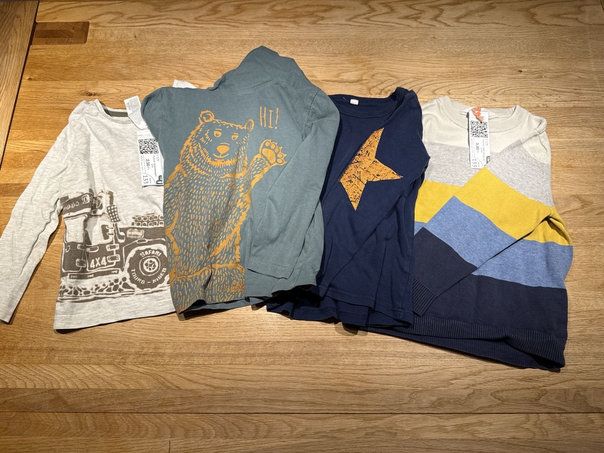 Pulls et sweat-shirts: Pullover-Set Gr. 110 – D'occasion à Sirnach par sbe_pf8v