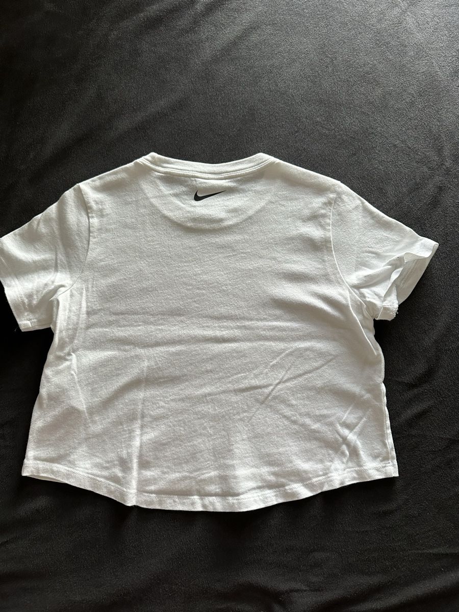 Nike Blusen, T-Shirts & Tops: Nike t-shirt court – Neu (gemäss Beschreibung) aus Sion von nao_2cg5 1