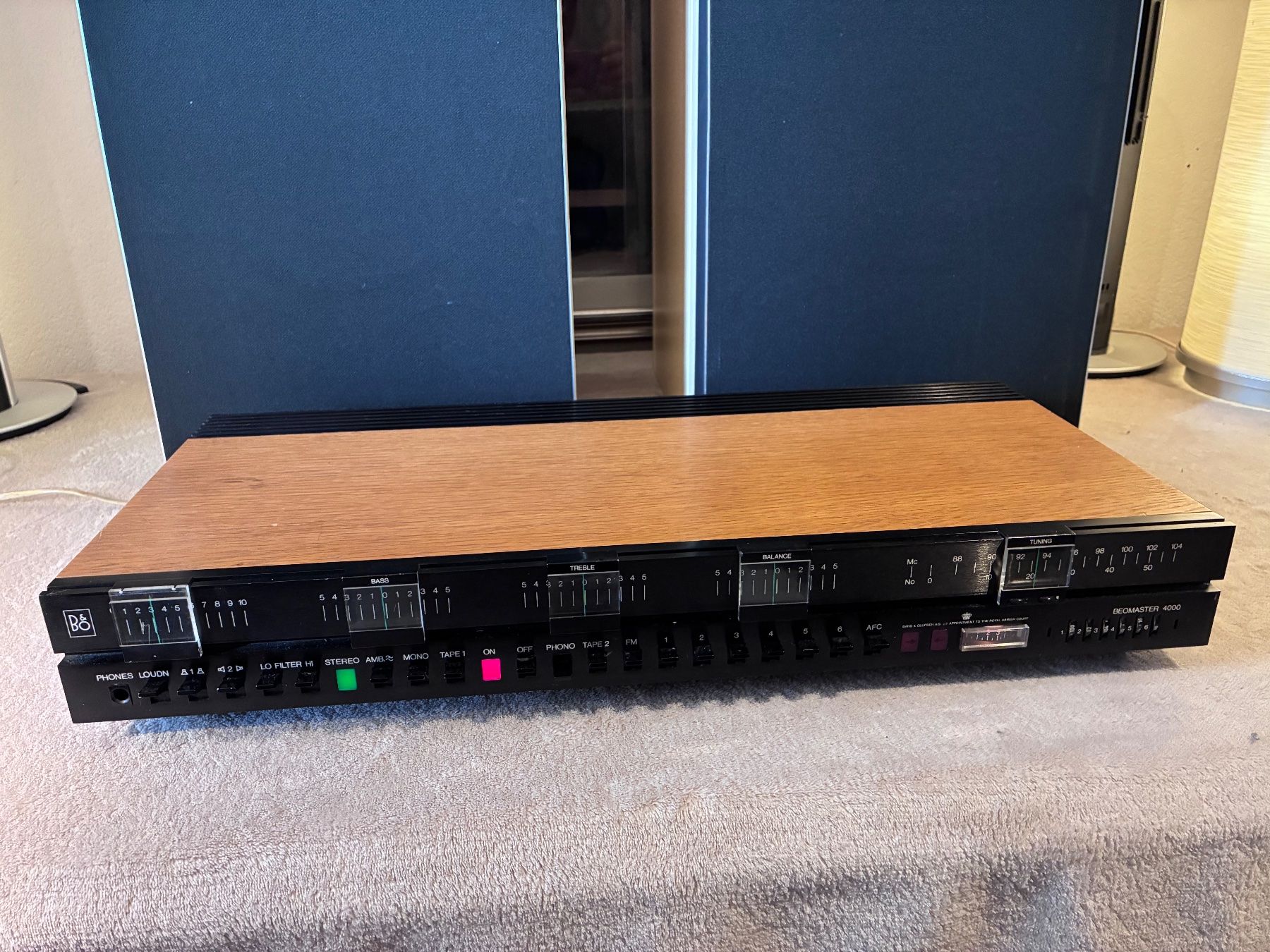 Bang & Olufsen Amplificatori: B&O Beomaster 4000 sinto-amplifier , year 1974 – Usato da Zürich venduto da HiFiAtelier 3