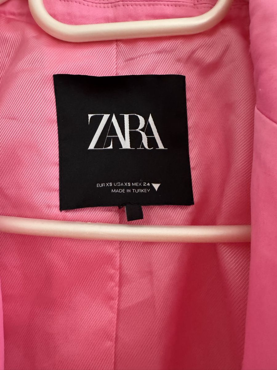 Zara Completi & Tailleur: ensemble Satiné Zara rose  – Usato da Lausanne venduto da Michel_Ozcan 5