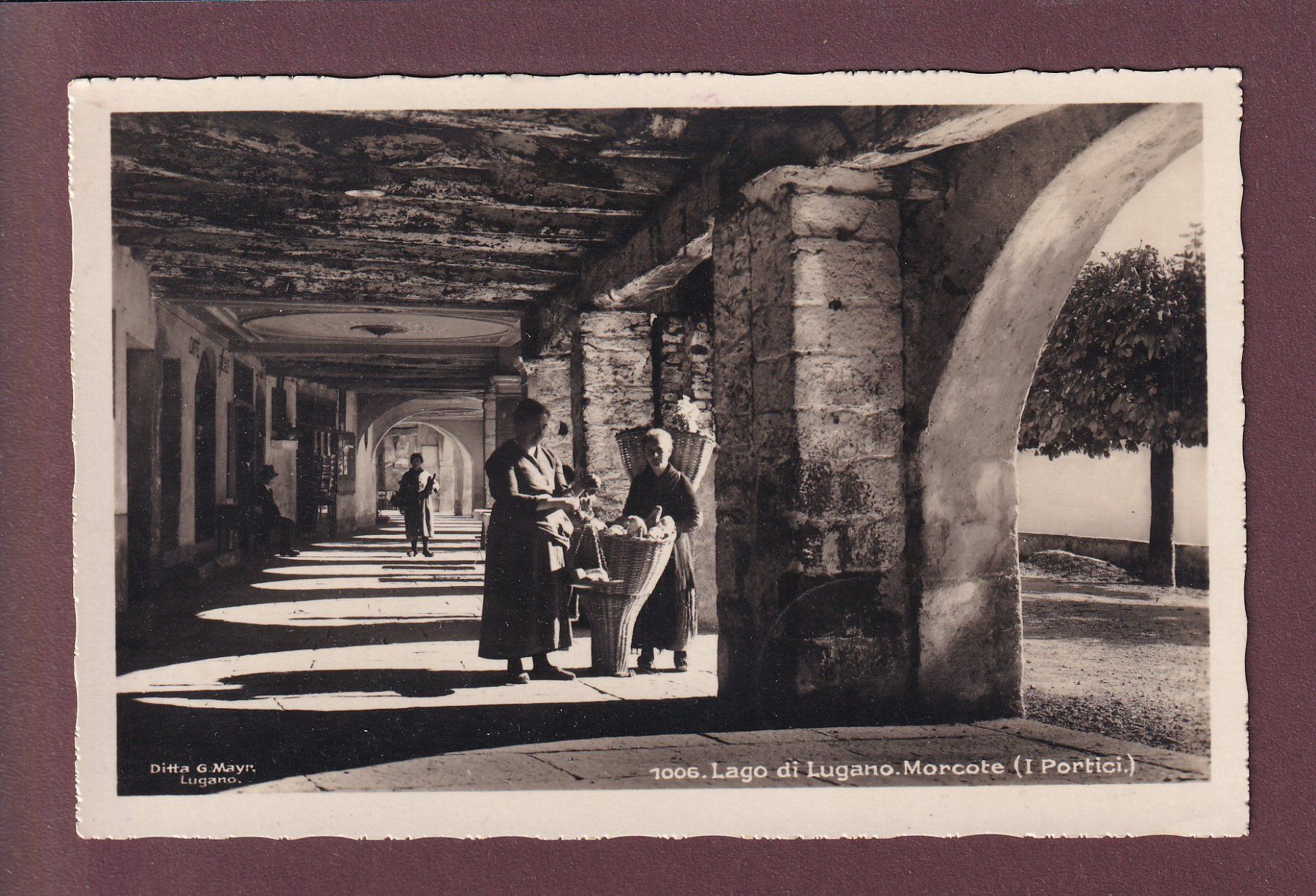 Cartoline postali: MORCOTE - Portici - Gente - 1935 – Usato da Pully venduto da nicecards