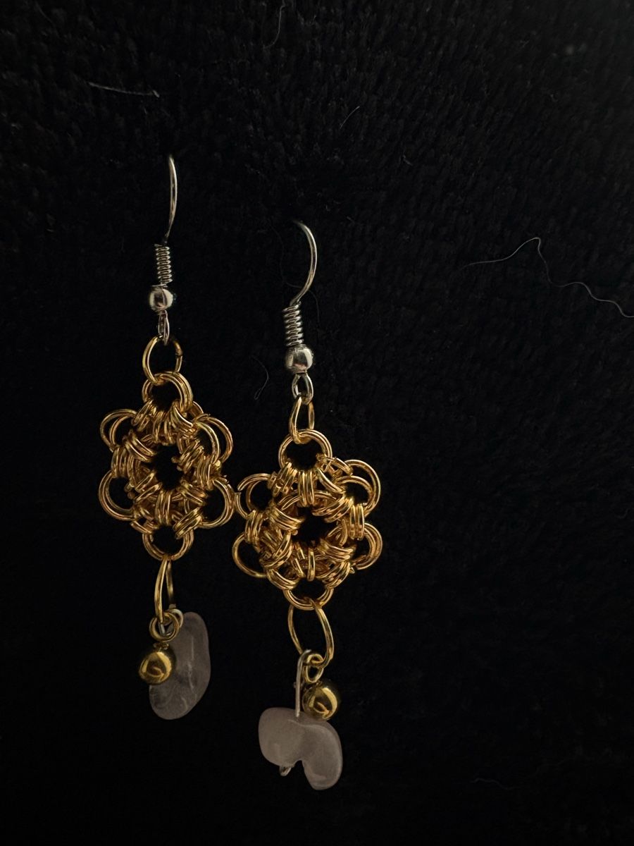 Orecchini pendenti & Orecchini a lobo: Boucle d’oreilles fleurs dorées  – Nuovo (secondo la descrizione) da Lonay venduto da deb_d9f2