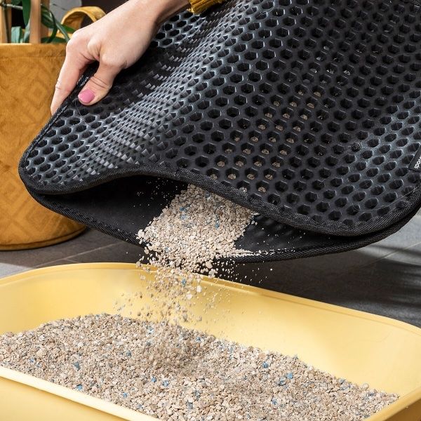 Cucce & Letti: TAPIS DE LITIÈRE POUR CHAT – Nuovo e nell'imballaggio originale da Châtelaine venduto da BONNE_AFFAIRE 1