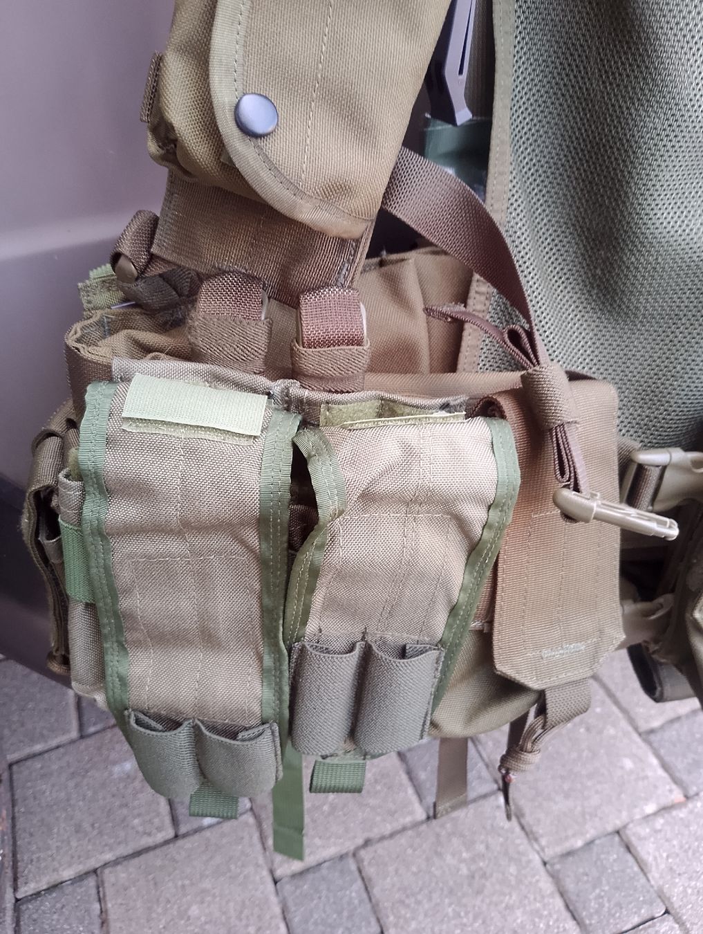 Uniformes: Chest Rig von J-Tech mit div. Taschen – D'occasion à Safenwil par dodgewc12 3