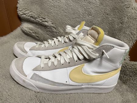 Nike Blazer Gr. 45 weis