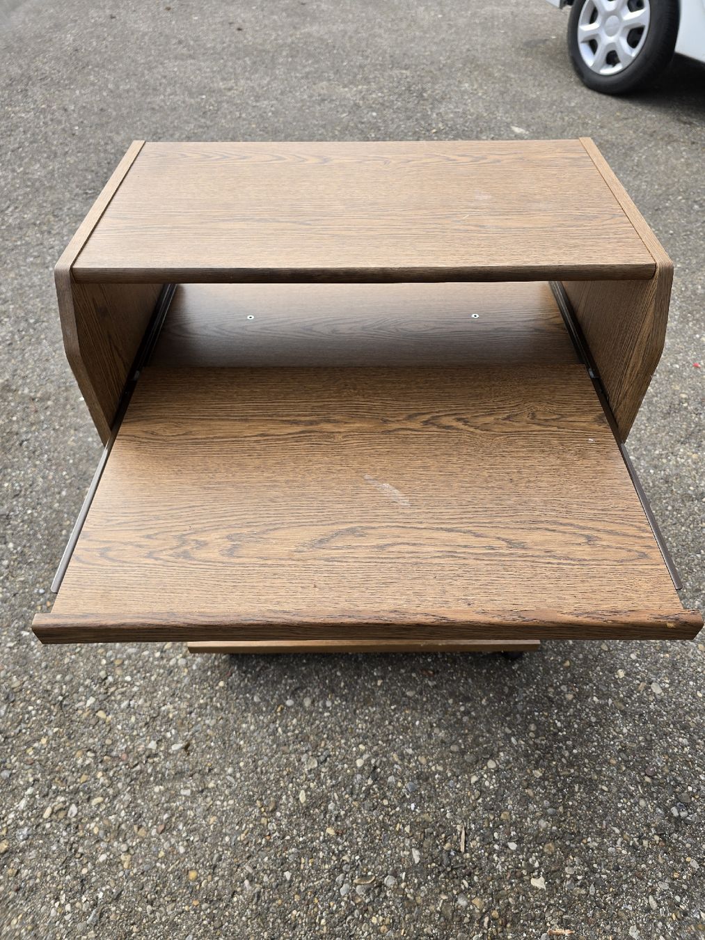 Vetrine: Vintage Design Möbel, Holz Tisch mit Glasvitrine, – Usato da Mettlen venduto da elios0888 6