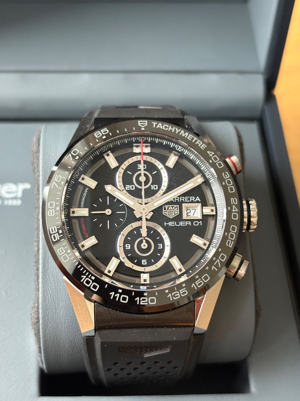 Tag Heuer Montres: Tag Heuer Carrera Heuer 01 Fullset – D'occasion à Birsfelden par Mynos 5