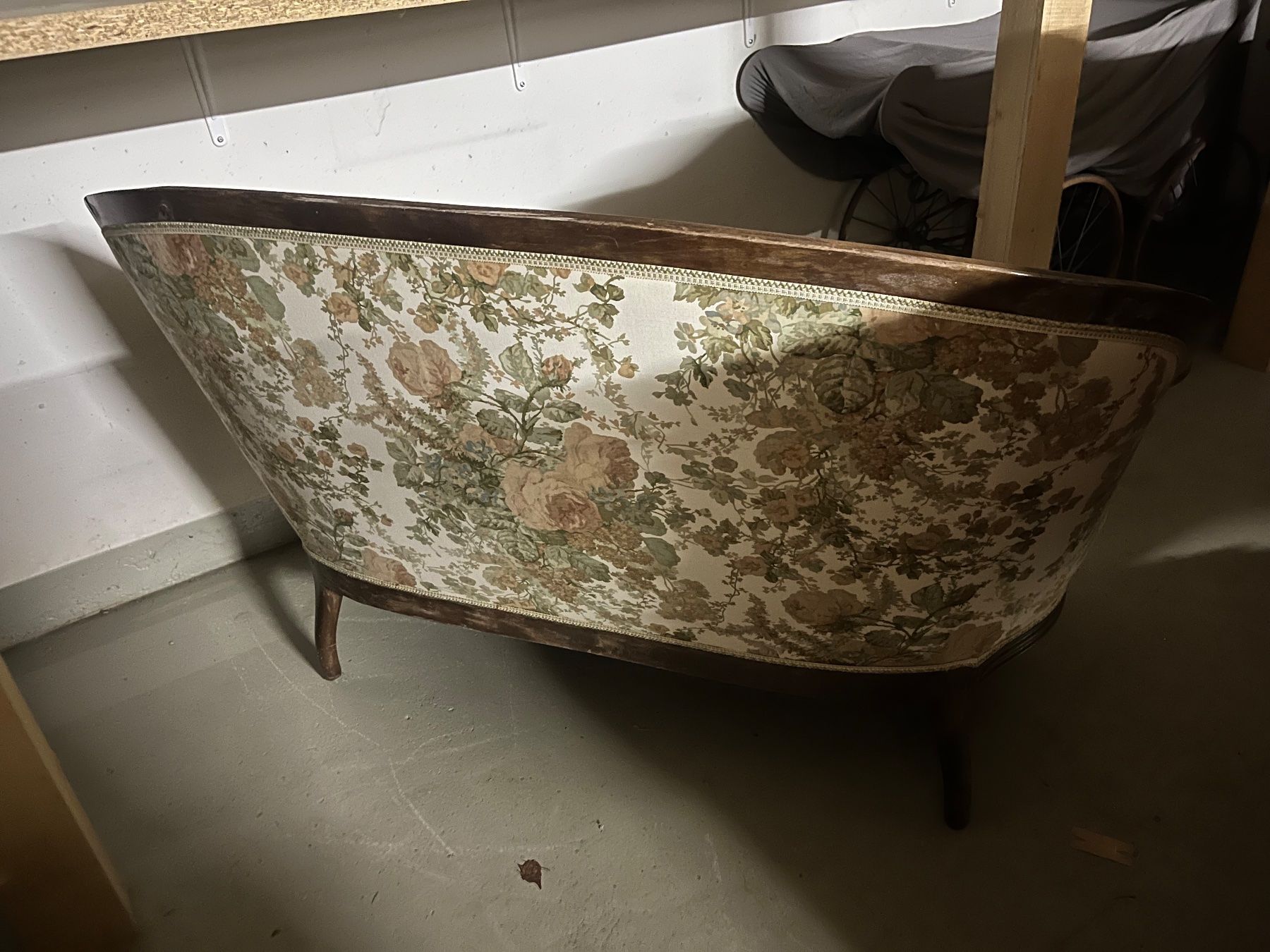 Divani: Kleines Louis-Philippe-Sofa – Usato da Wilen b. Wollerau venduto da littleal 1