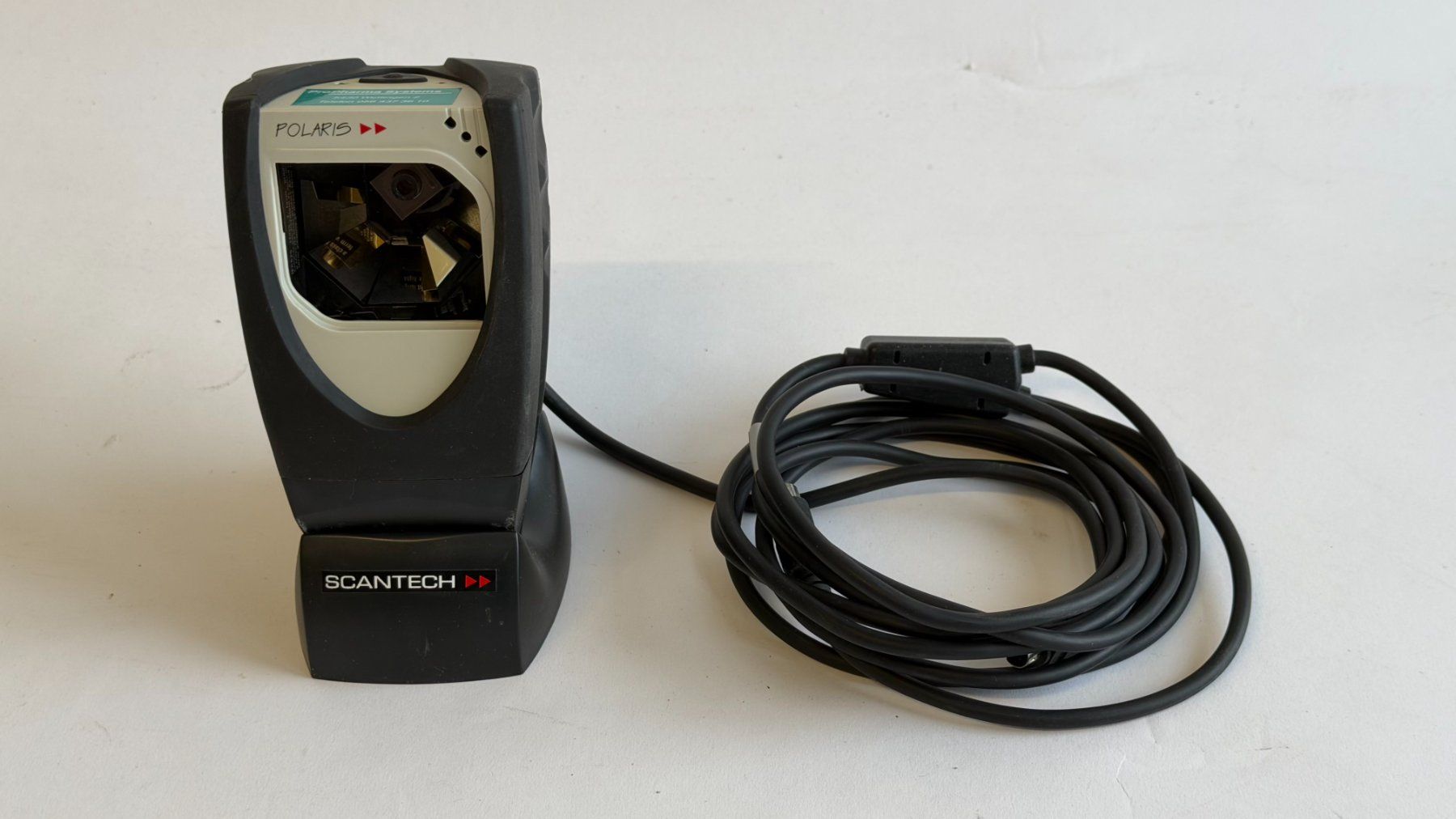 Scanner: Barcode Tischscanner mit PS/2-Tastatur Anschluss – Gebraucht aus Huttwil von Thoste
