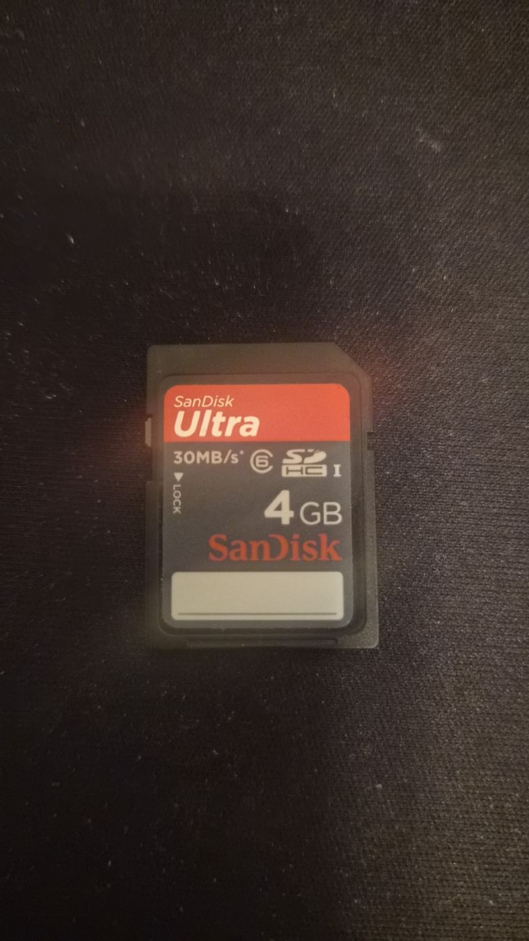 Sandisk Cartes mémoire: SD Karte 4GB – D'occasion à Schwerzenbach par rmv_h9yn
