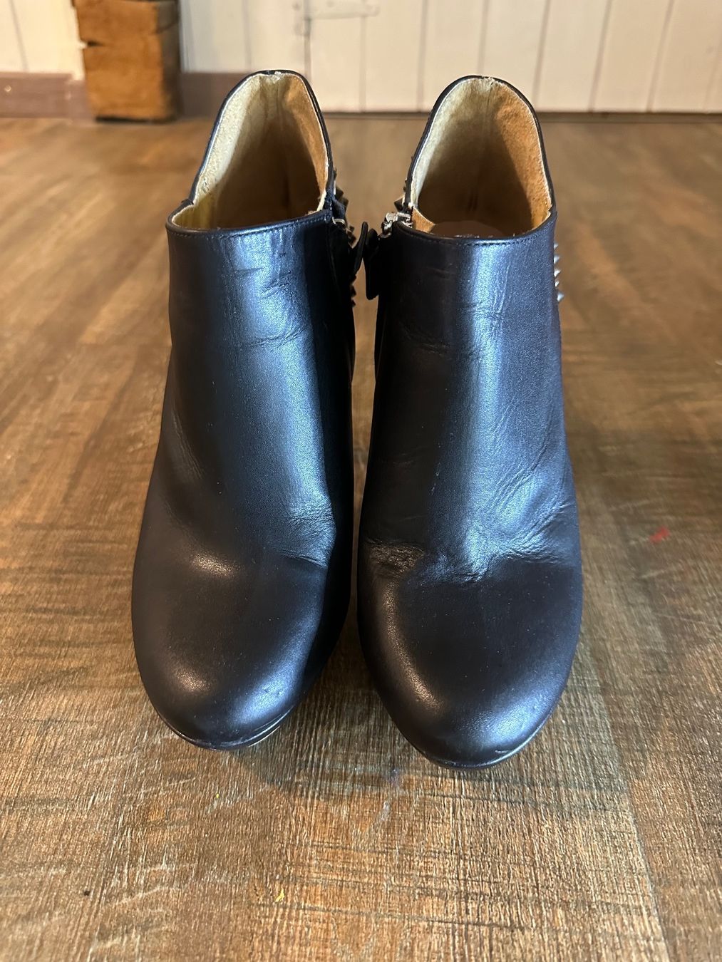 Scarpe da donna: Stefelette Damen Leder Gr. 38 – Usato da Lachen SZ venduto da zsucard 1