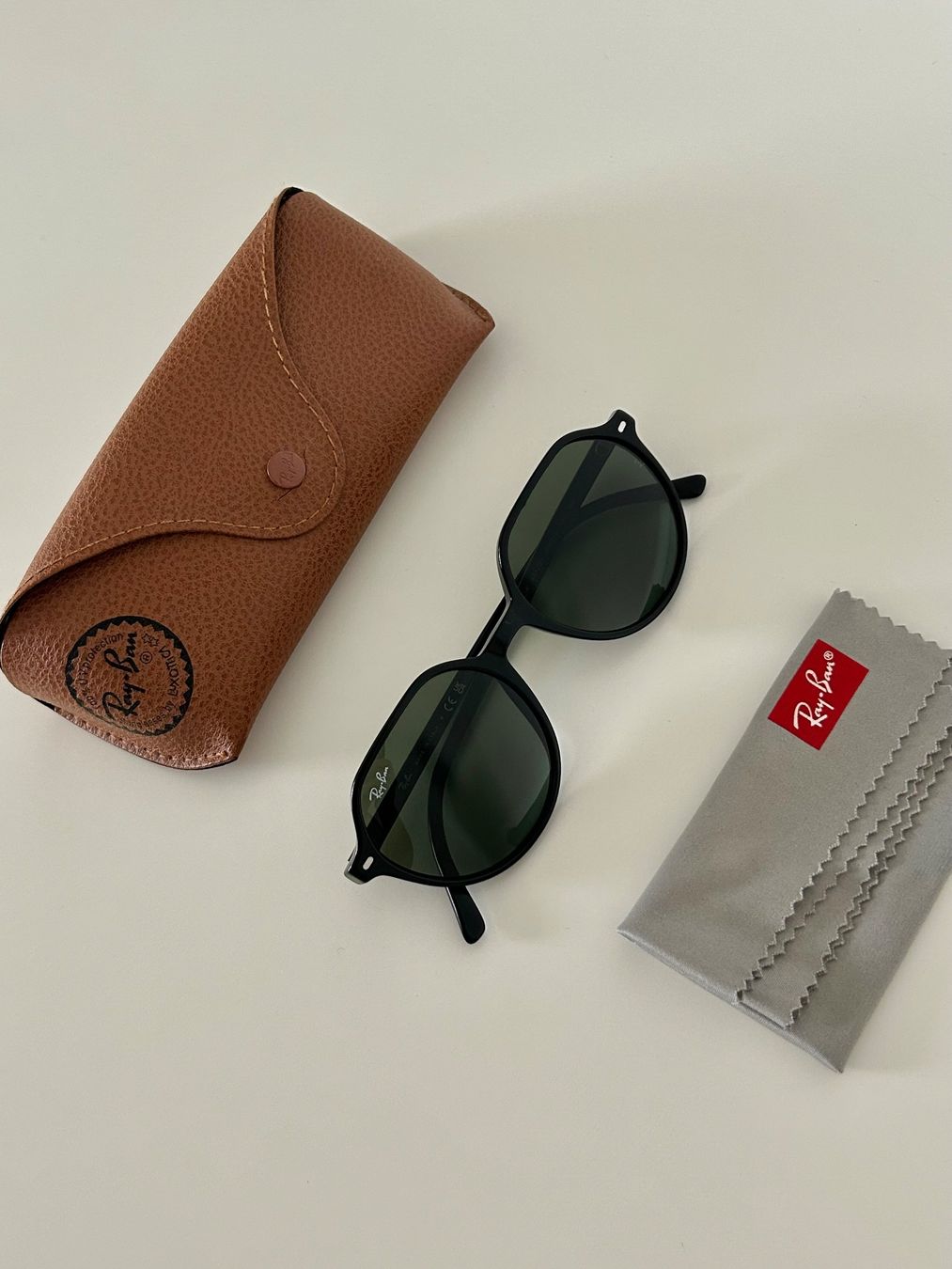 Ray-Ban Brillen & Gläser: Ray-Ban sunglasses – Gebraucht aus Zürich von _nathalie_